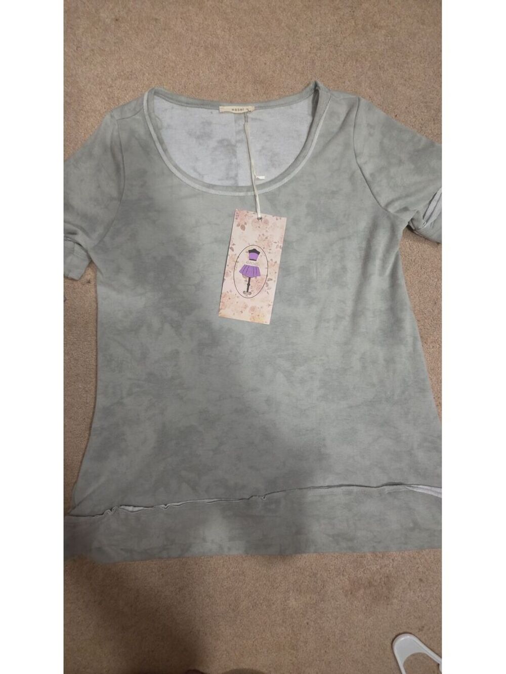 NWT Easel Mineral Washed grey/green raw hem tee